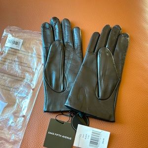 Black leather gloves 7.5
